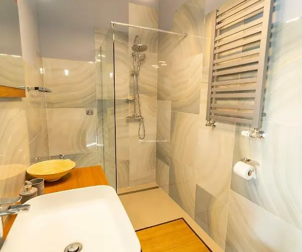 Przy Wyspie Mlynskiej Apartment